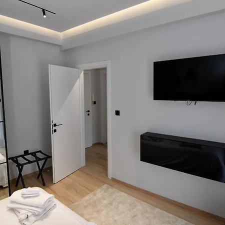 Twins Luxury
